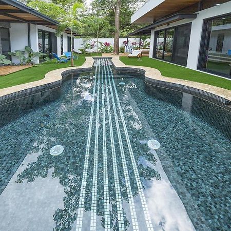 Вилла Playa Potrero - New Modern House, Pool In Guitar Shape - Casa Guitarra Экстерьер фото