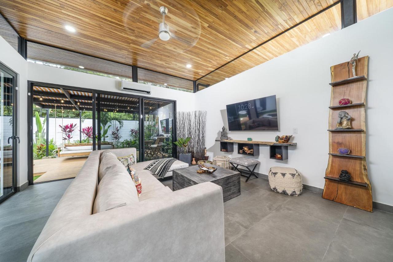 Вилла Playa Potrero - New Modern House, Pool In Guitar Shape - Casa Guitarra Экстерьер фото