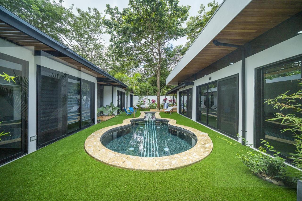 Вилла Playa Potrero - New Modern House, Pool In Guitar Shape - Casa Guitarra Экстерьер фото