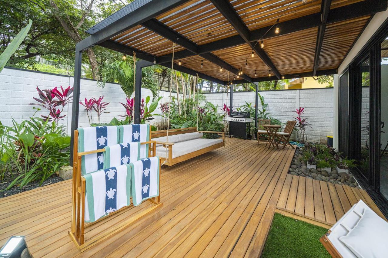 Вилла Playa Potrero - New Modern House, Pool In Guitar Shape - Casa Guitarra Экстерьер фото